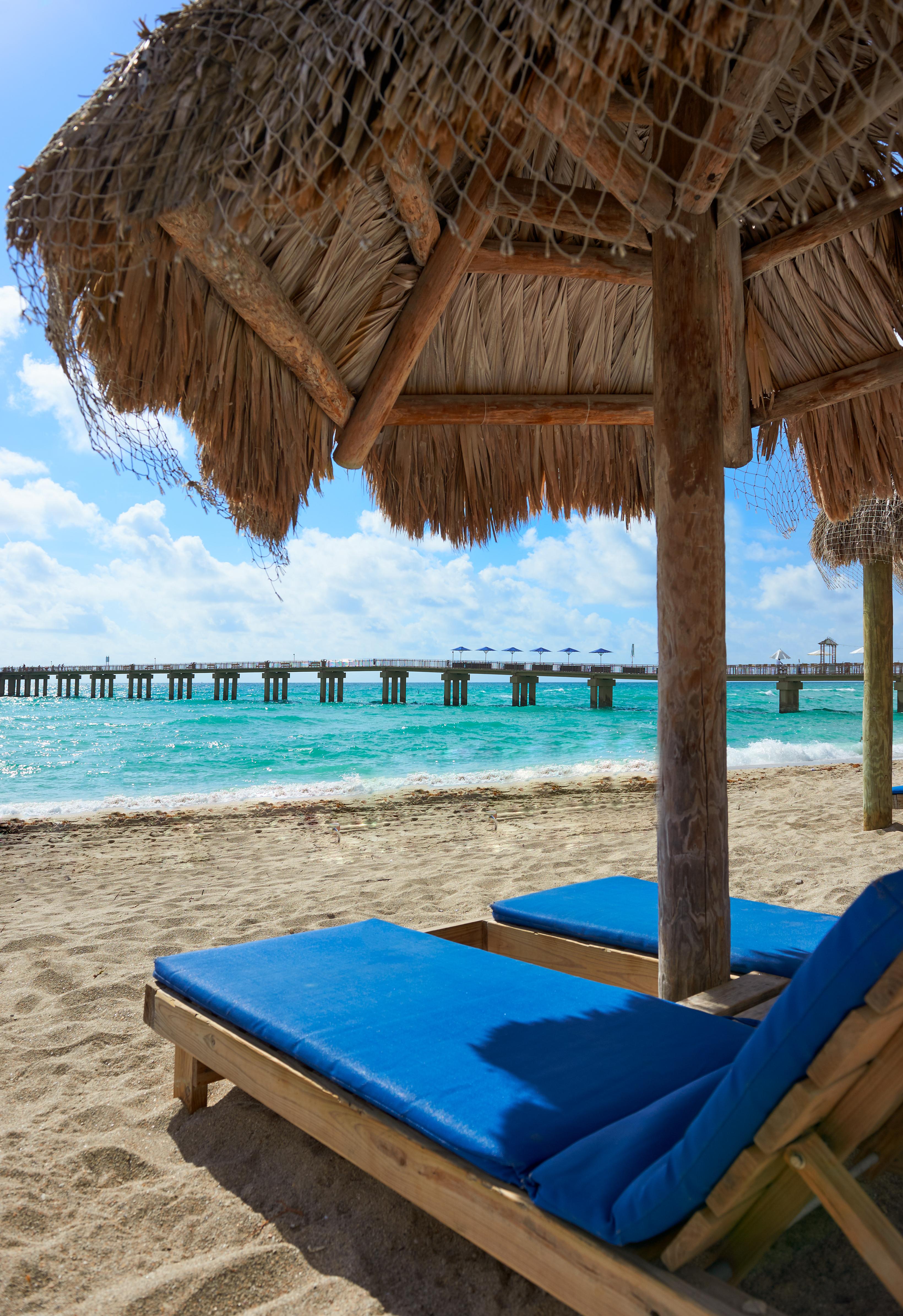 Newport Beachside Hotel & Resort Sunny Isles Beach Exterior photo
